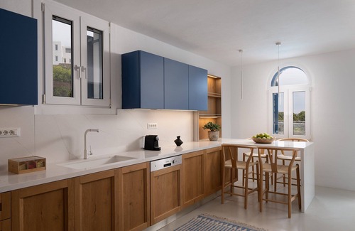 Agios Ioannis Villa | My Rental Homes - Villa Athella within walking distance from the beach, with pool