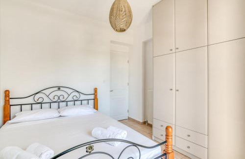 Aliki Apartment | Olive & Stone Residence