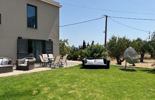 Eretria House | Olympos Mountain & Sea