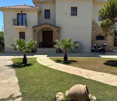 Pylos-Nestoras Villa | Onirozo Koroni Private Villa