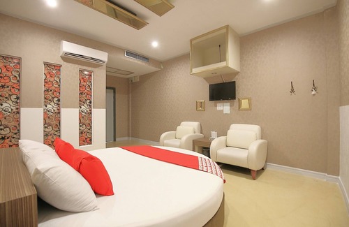 Bang Phlat Hotel | OYO 1002 Pinklao Resort