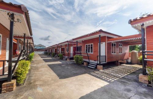 Ban Thung Sukla Hotel | OYO 1166 Train Way Resort
