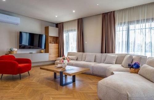 Cape Greko Villa | Pantio Living Villa