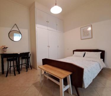 Nea Kios Apartment | Persefoni's Room