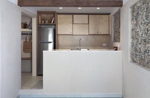 Skopelos Apartment | Petra stonehouse near the Port