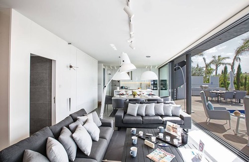 Kapparis Villa | Protaras Holiday Villa WP4 - a villa that sleeps 10 guests in 4 bedrooms