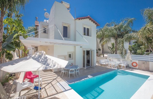 Pernera Apartment | Protaras Katerina Villa KV53 - a villa that sleeps 7 guests in 3 bedrooms