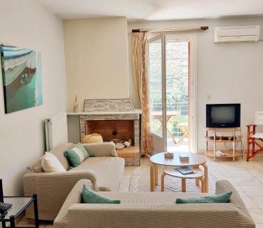 Paleopolis Apartment | Rastoni Apartments