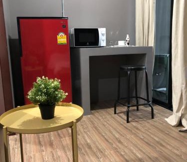 Lam Luk Ka Hostel | RIK APARTMENT