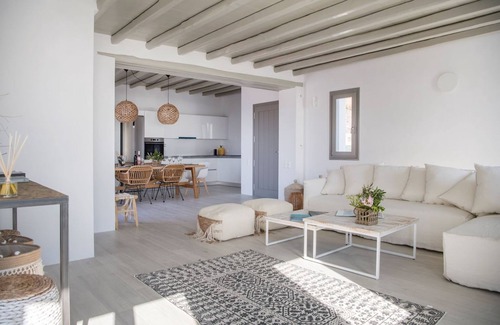 Piso Livadi Villa | Rising Sun sea view Villa near the beach, Paros