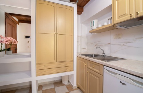 Argassi Apartment | Sea View Village - Studios & Apartments