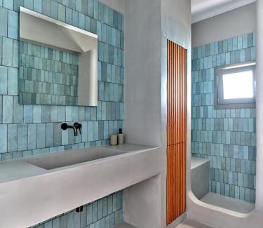 Naousa House | Siora of Paros - Ammiralis & Castelis