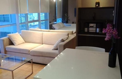 Khlong Ton Sai Apartment | Sky room by the river
