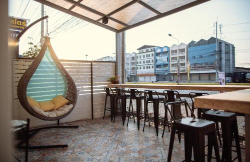 Khlong Sam Prawet Hostel | SLEEP TO FLY HOTEL & HOSTEL suvarnabhumi airport