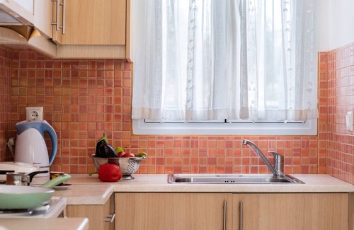 Agios Ioannis Apartment | Studio Apartment "Virginia 3" with Mountain View, Garden & Wi-Fi