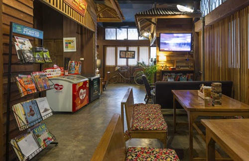 Talat Yot Hostel | Suneta Hostel Khaosan