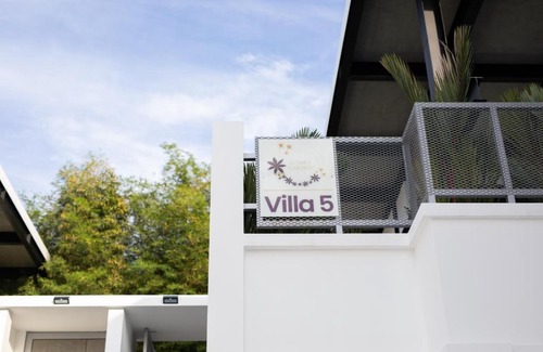 Ban Saiyuan Villa | Sunset Garden 5