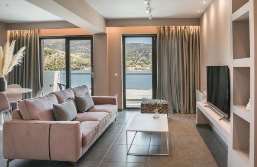 Argostoli Town Apartment | The Twelve Suites Collection
