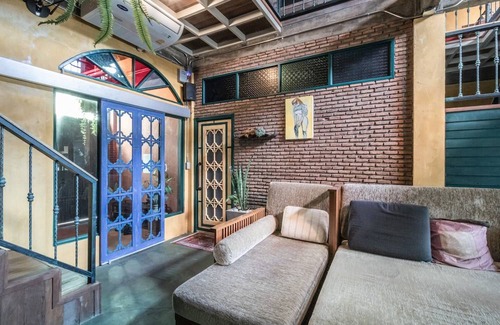Pom Prap Hostel | Time Sabai 32