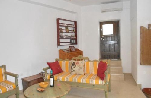 Kritsa Apartment | Tradition and comfort