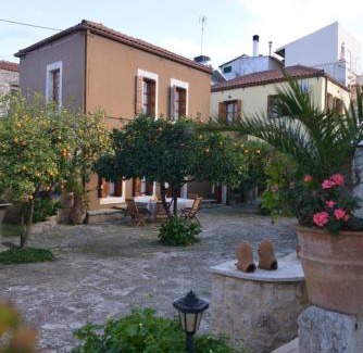 Archanes Apartment | Troullos Traditional Homes