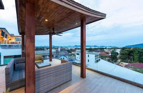 Ban Saiyuan House | V210 Retreat 3BR Top of the Range, Sea View,Lift
