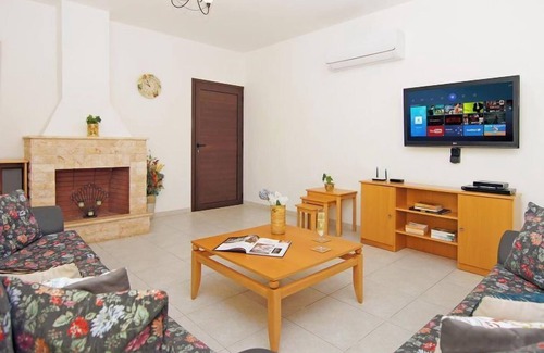 Kapparis House | Vacation home eve in Paralimni - 8 persons, 4 bedrooms