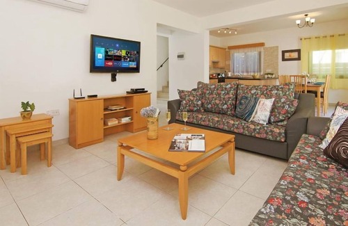 Kapparis House | Vacation home eve in Paralimni - 8 persons, 4 bedrooms