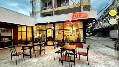 Ayutthaya Hostel | Van Vliet Hostel