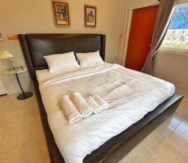 Ayutthaya Hostel | Van Vliet Hostel