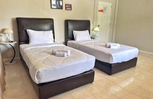 Ayutthaya Hostel | Van Vliet Hostel