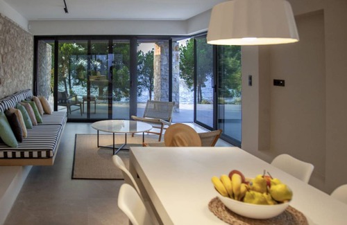 Amfilochia Villa | Villa ∙ 2 bedrooms ∙ 4 guests