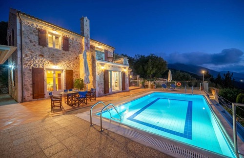Assos Villa | Villa ∙ 3 bedrooms ∙ 6 guests