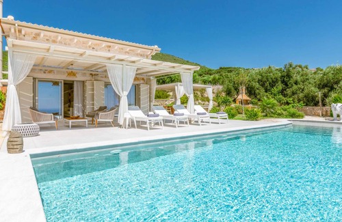 Parga Villa | Villa ∙ 3 bedrooms ∙ 6 guests