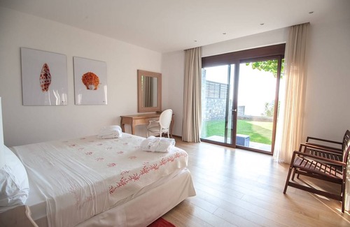 Elounda Villa | Villa ∙ 5 bedrooms ∙ 10 guests