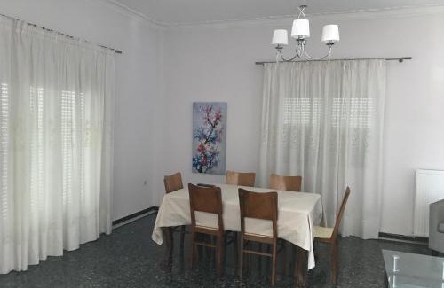Amarinthos House | Villa Filoxenia