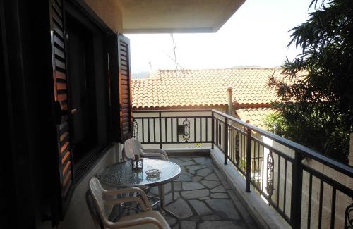 Nea Iraklitsa Apartment | Villa Kirki