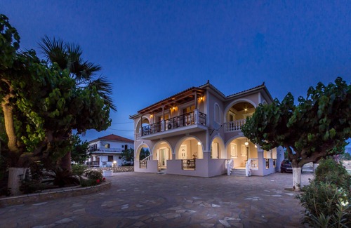 Agrilia House | Villa livadi family and groups place