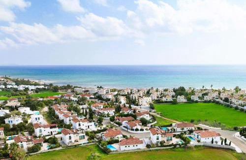 Ayia Thekla Villa | Villa Louisa