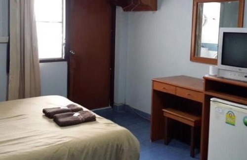 Nana Hotel | White Orchid Inn II