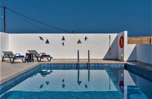Zipari Villa | Xenos Villa 4 - Luxury Villa With Private Swimming Pool Near The Sea
