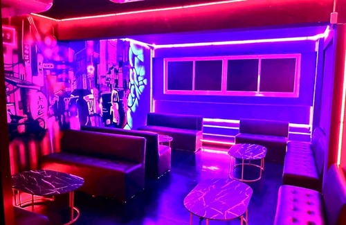 Nana Hostel | XLNT Sukhumvit 8