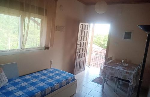 Lafkos Apartment | Yerios