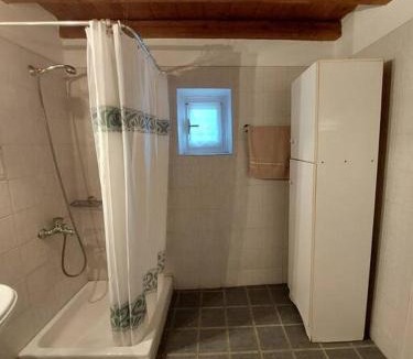 Andros Town House | ΚΑΜΑΡΑ - Παραδοσιακό σπίτι σε αγρόκτημα με θέα