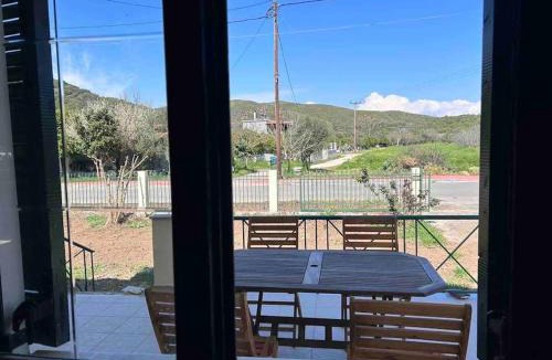 Karvelas House | Κυδωνιά Μάνη