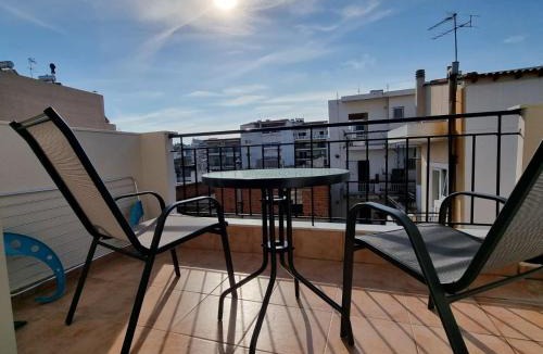 Khalkis Apartment | Νέο, μοντέρνο & ήσυχο. Ιδανικό για 2 επισκέπτες.