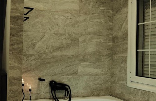 Loutraki House | Ξενώνας Χάραμα