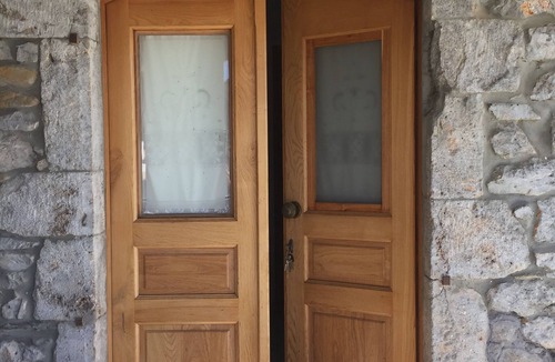 Karyes Apartment | Τraditional Stonebuilt House, mountain Parnon, Karyes Lakonias