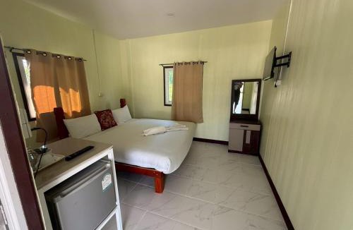 Cha-am House | ต้นตาล&ตาลฟ้า รีสอร์ท