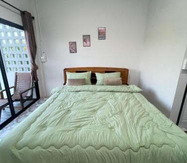 Ban Kha House | ธารา-คีรี -Tara-Kheree Sky Camp Baankha